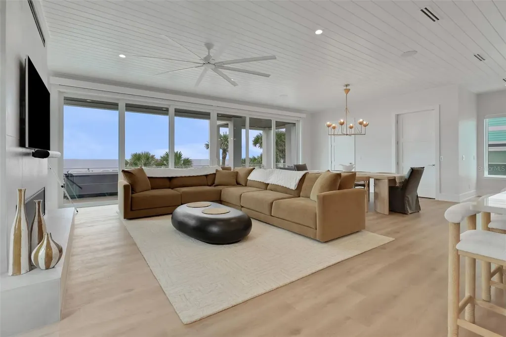 2214 N Central Avenue Flagler Beach FL 32136