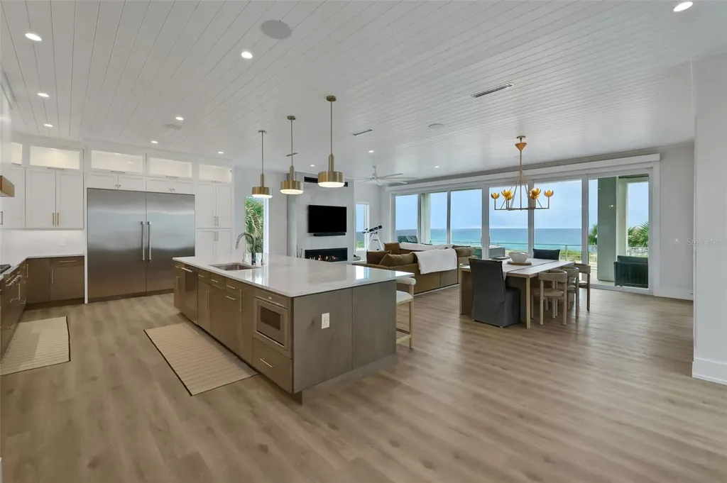 2214 N Central Avenue Flagler Beach FL 32136