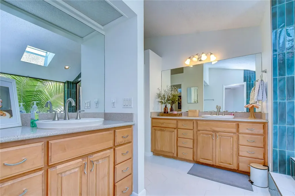 16605 E Course Drive Tampa FL 33624