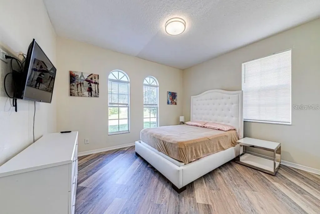 360 Tupelo Circle Davenport FL 33897