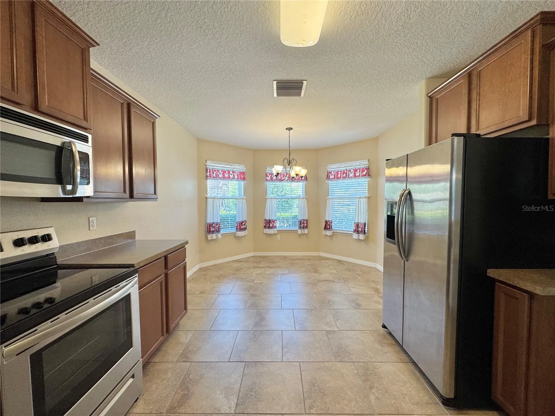 1445 Wallace Manor Pass Winter Haven FL 33880