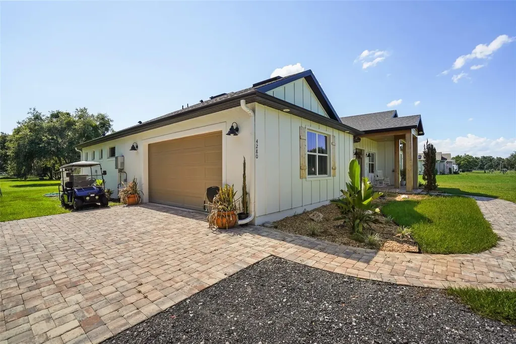 4280 Tucker Avenue St Cloud FL 34772