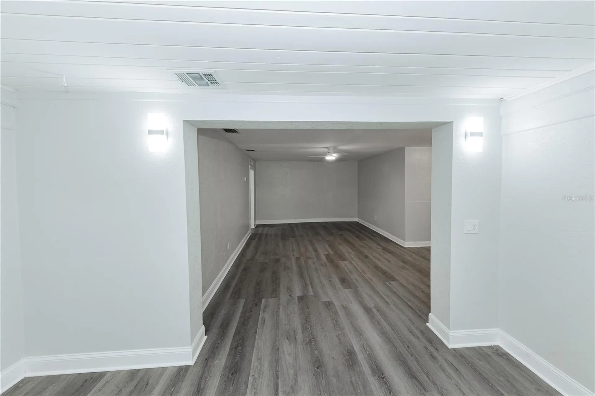 2240 10th Street S St Petersburg FL 33705