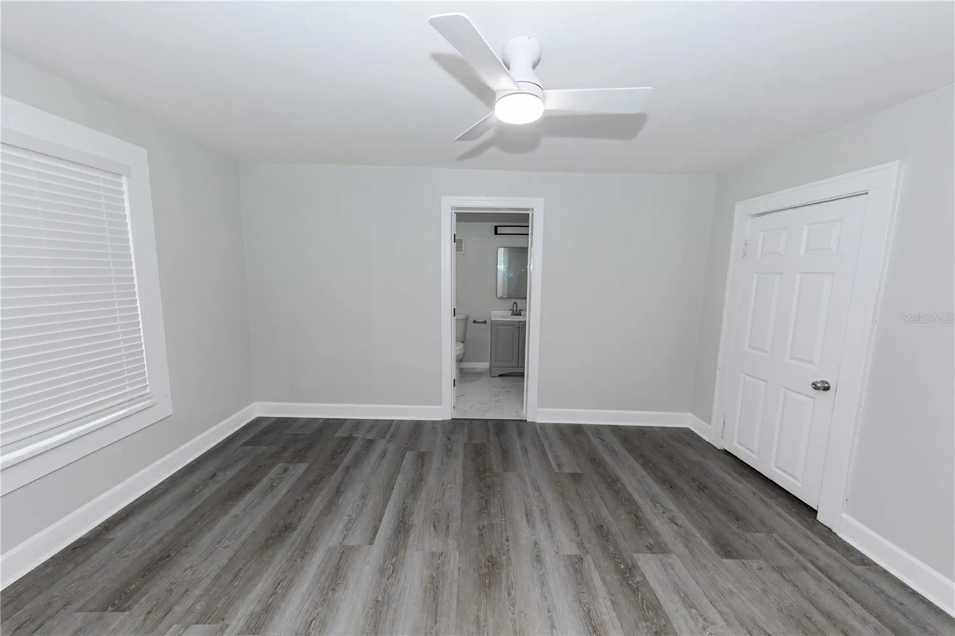 2240 10th Street S St Petersburg FL 33705