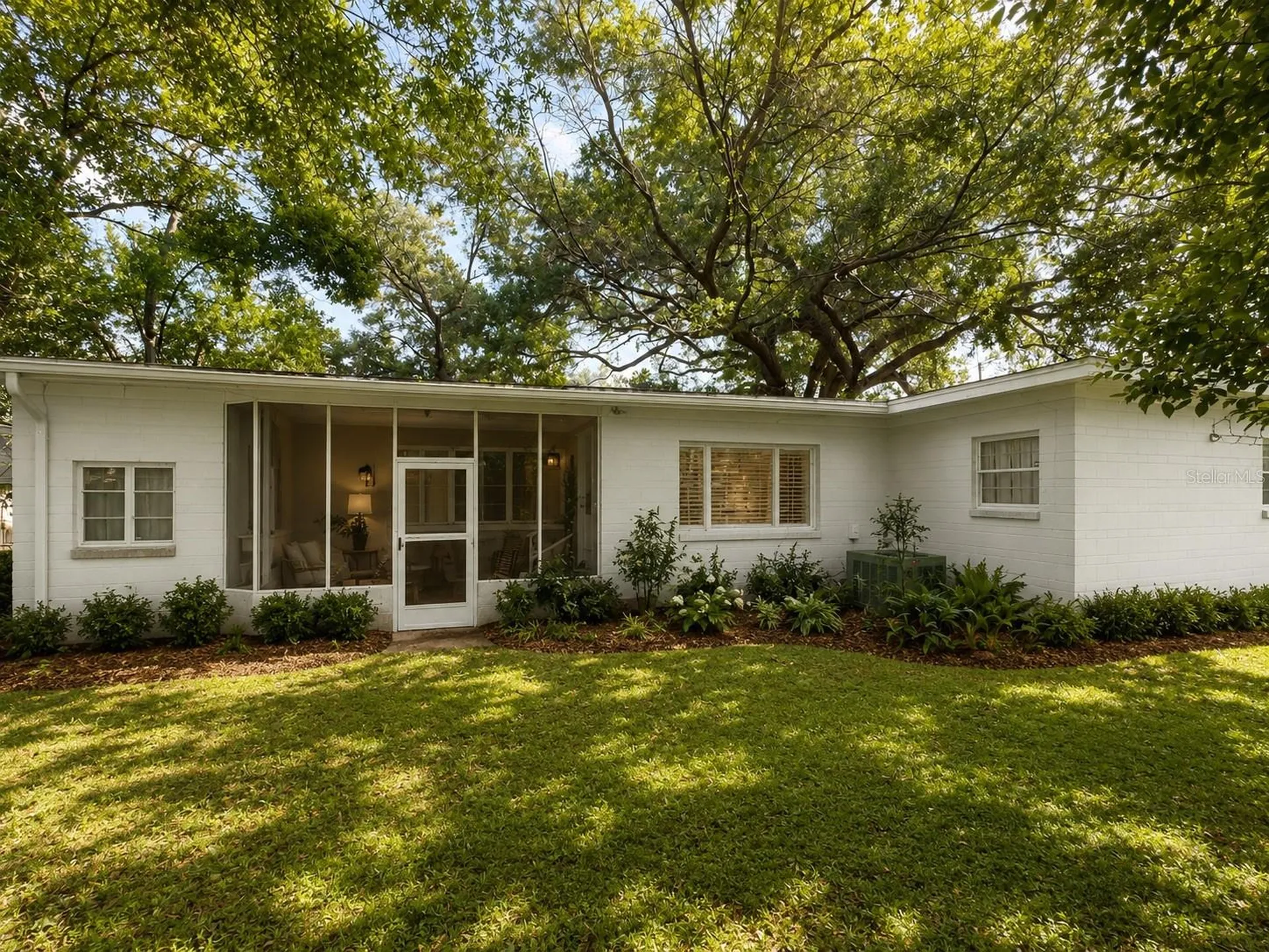 2420 E Marks Street Orlando FL 32803