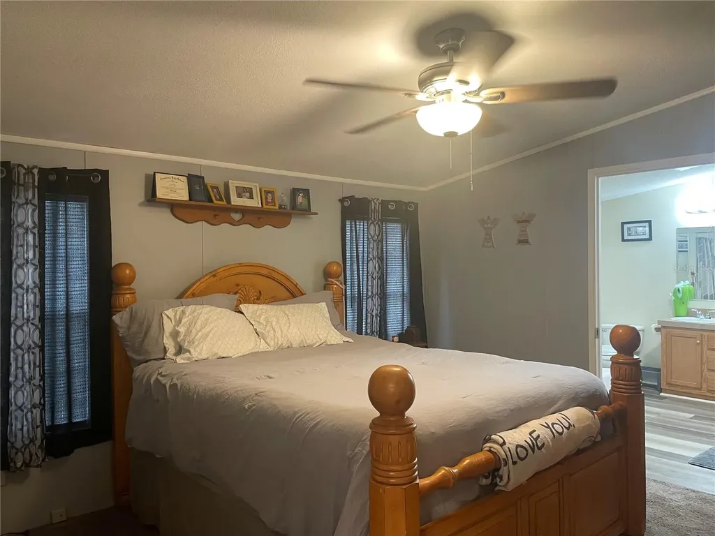 8890 SE 66th Circle Trenton FL 32693