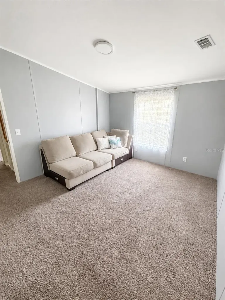 8890 SE 66th Circle Trenton FL 32693