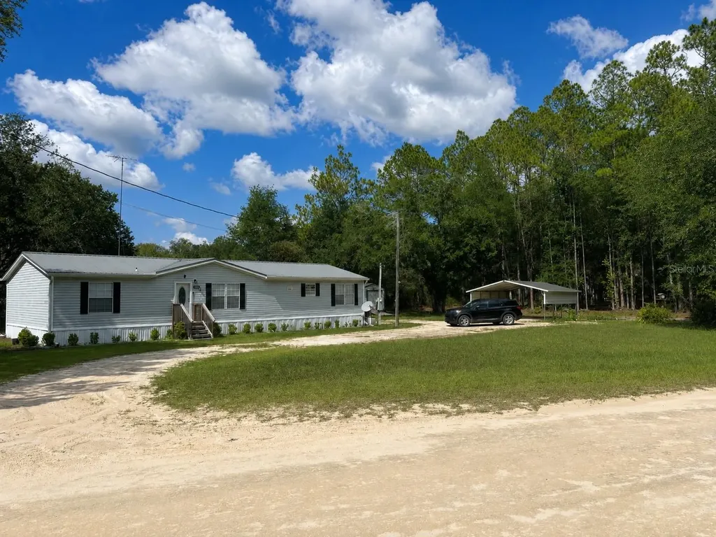 8890 SE 66th Circle Trenton FL 32693