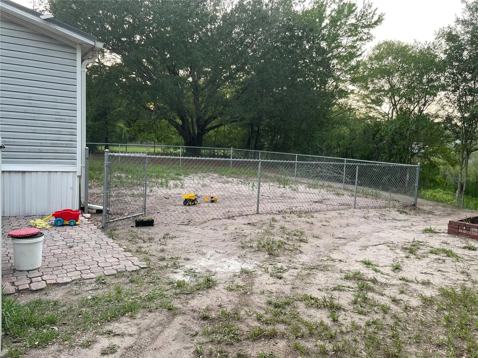 8890 SE 66th Circle Trenton FL 32693