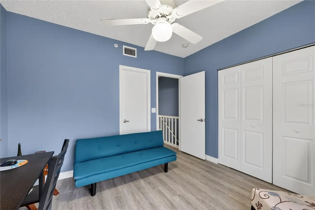 320 Island Way Clearwater FL 33767