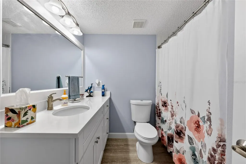 320 Island Way Clearwater FL 33767