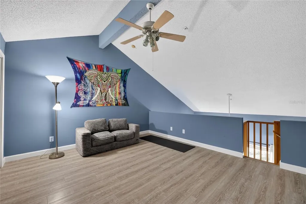 320 Island Way Clearwater FL 33767