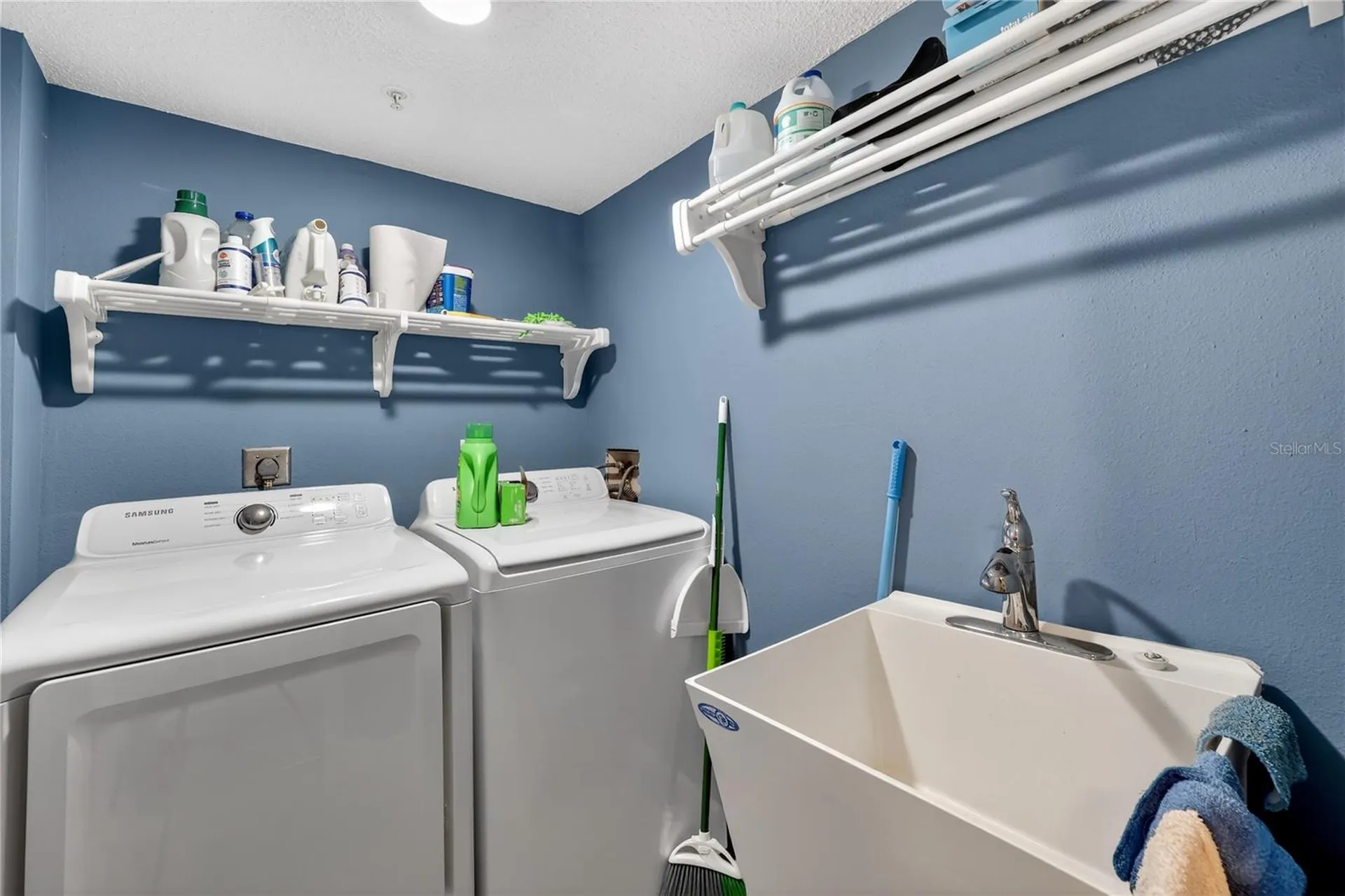 320 Island Way Clearwater FL 33767