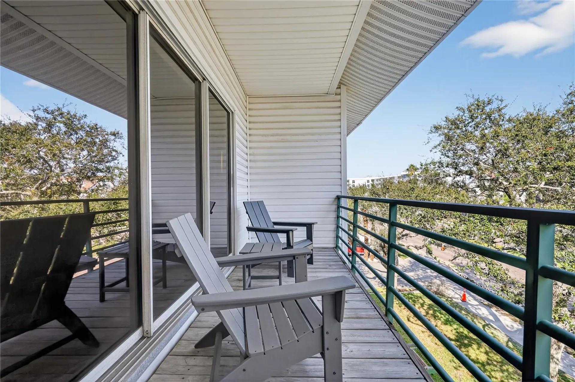 320 Island Way Clearwater FL 33767