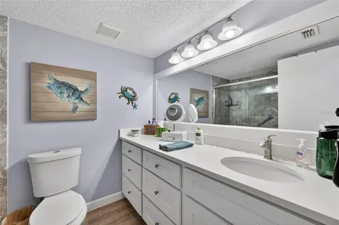320 Island Way Clearwater FL 33767
