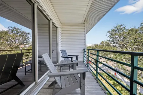 320 Island Way Clearwater FL 33767
