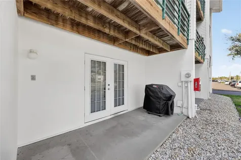 320 Island Way Clearwater FL 33767
