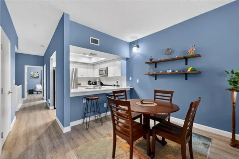 320 Island Way Clearwater FL 33767