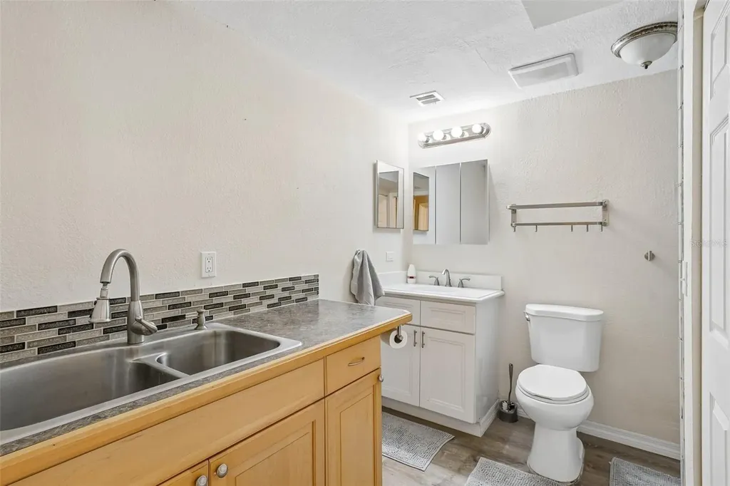 1133 Grand Boulevard Holiday FL 34690