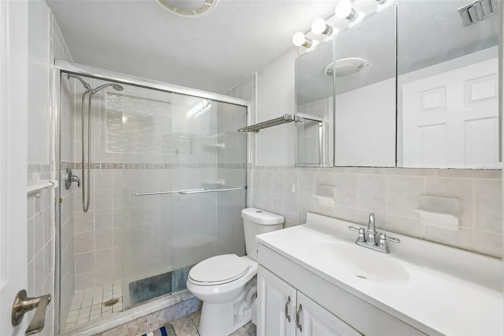 1133 Grand Boulevard Holiday FL 34690