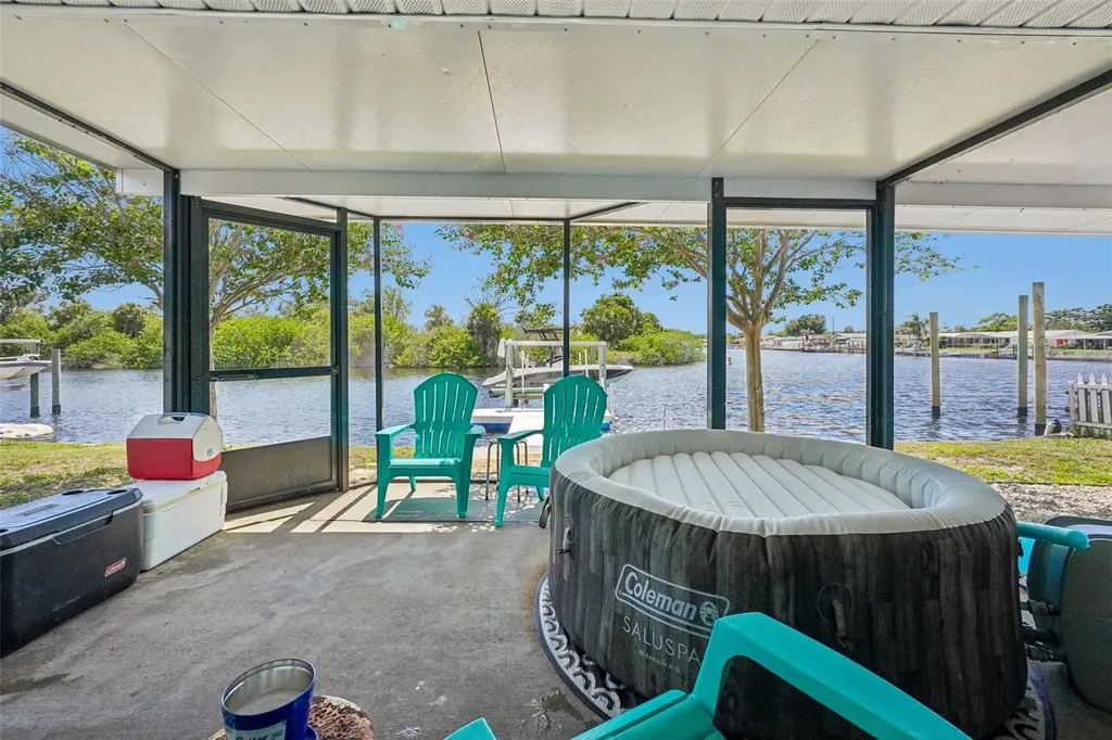 1133 Grand Boulevard Holiday FL 34690