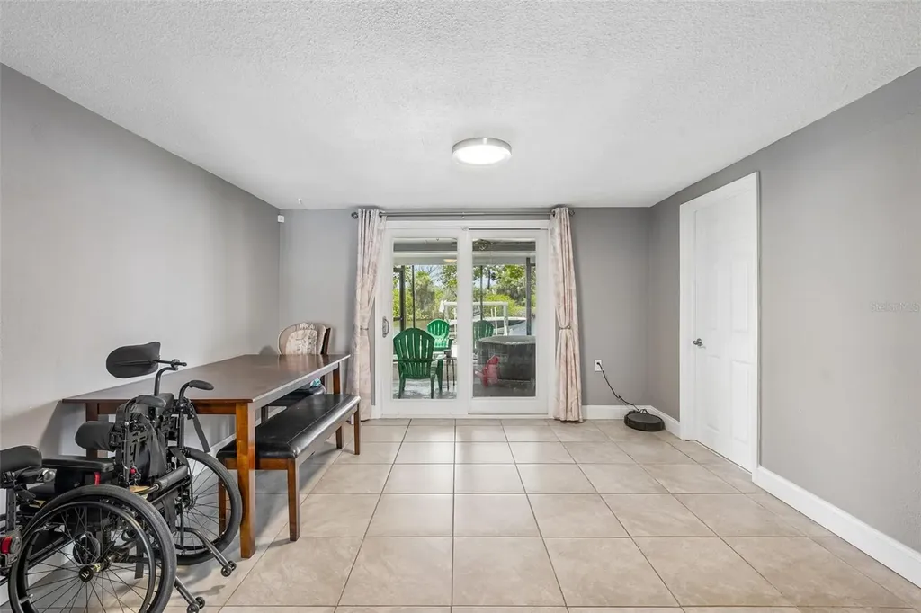 1133 Grand Boulevard Holiday FL 34690