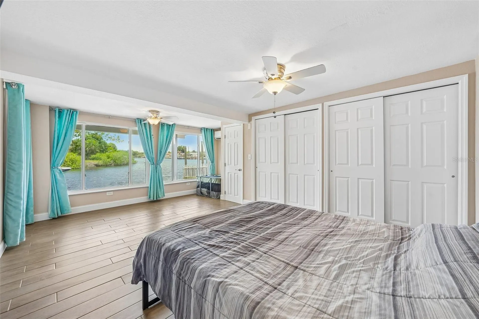1133 Grand Boulevard Holiday FL 34690