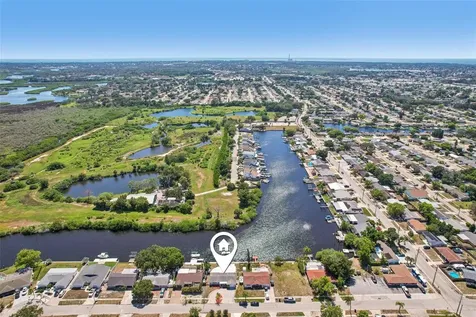 1133 Grand Boulevard Holiday FL 34690