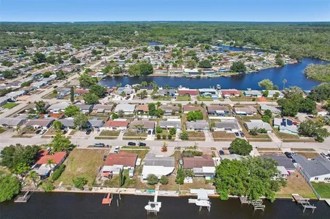 1133 Grand Boulevard Holiday FL 34690