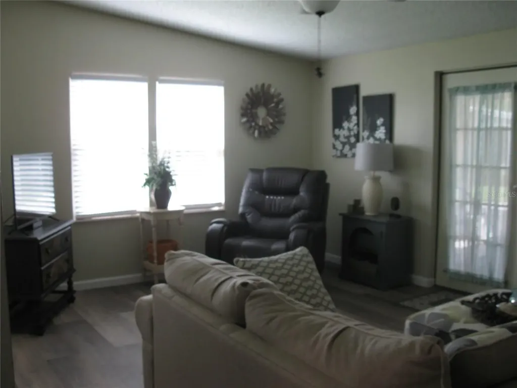 326 Victoria Drive Haines City FL 33844