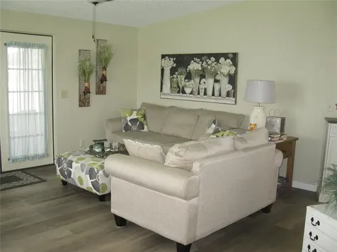 326 Victoria Drive Haines City FL 33844