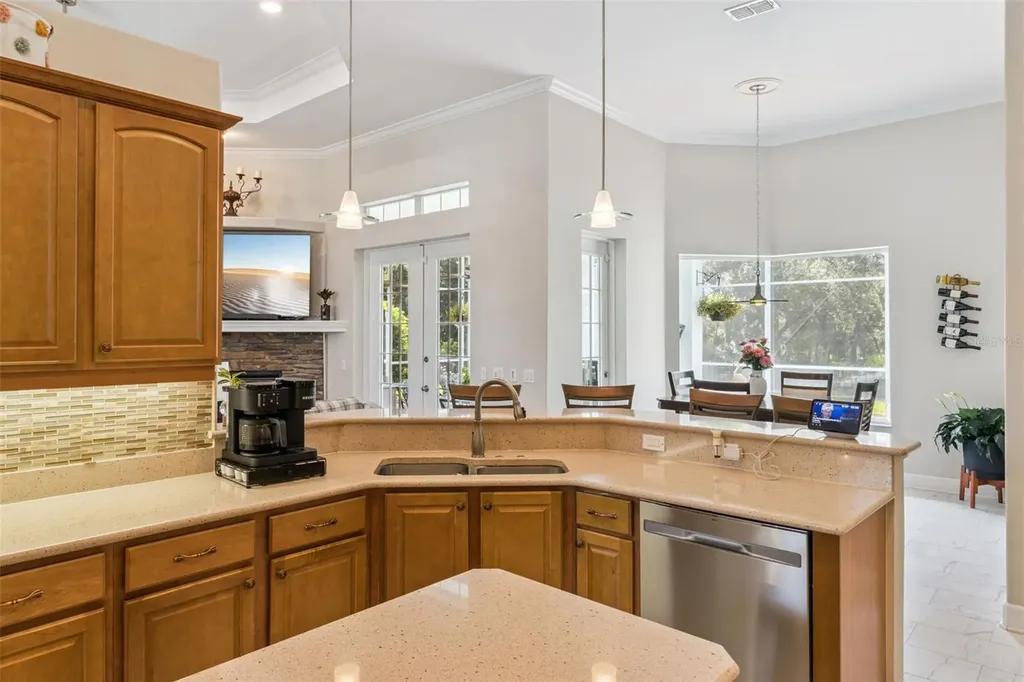 8 Cosmos Court E Homosassa FL 34446