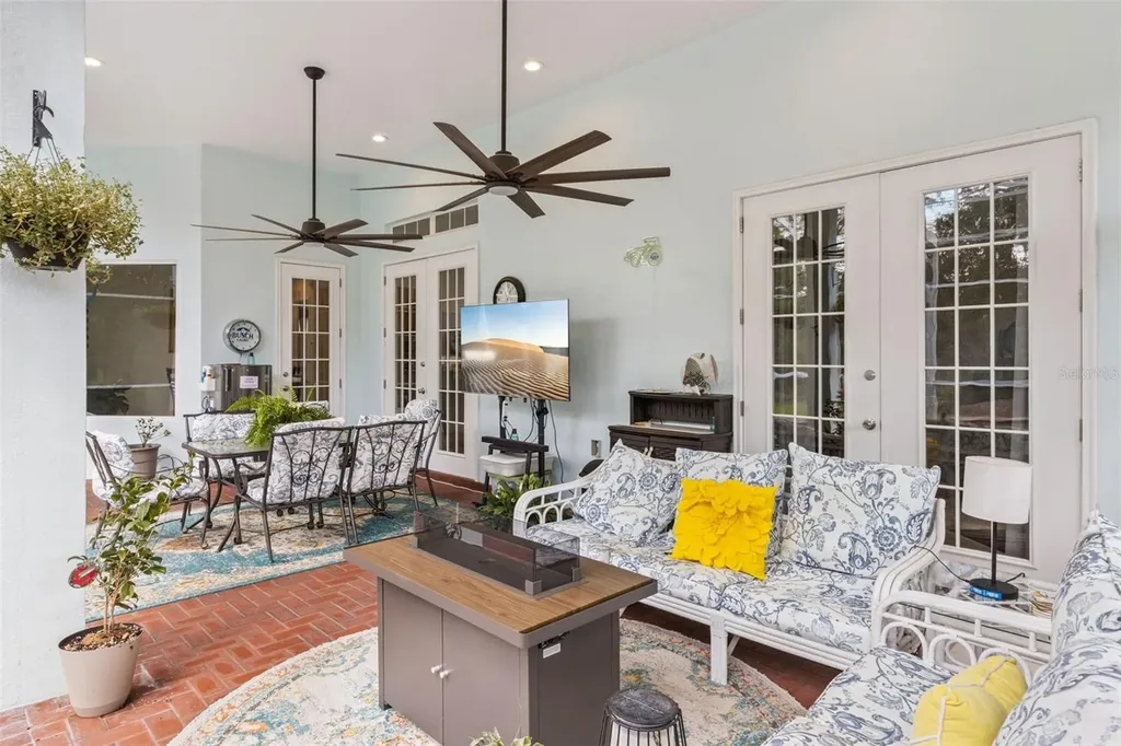 8 Cosmos Court E Homosassa FL 34446