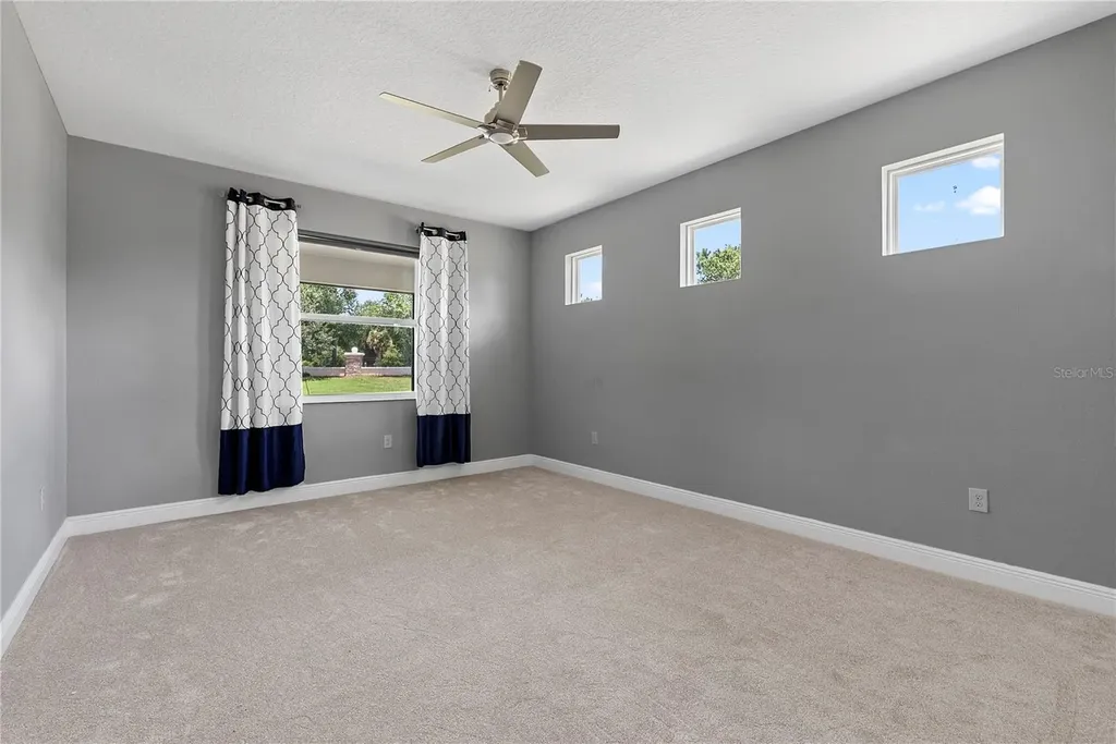 8113 Bridgeport Bay Circle Mount Dora FL 32757