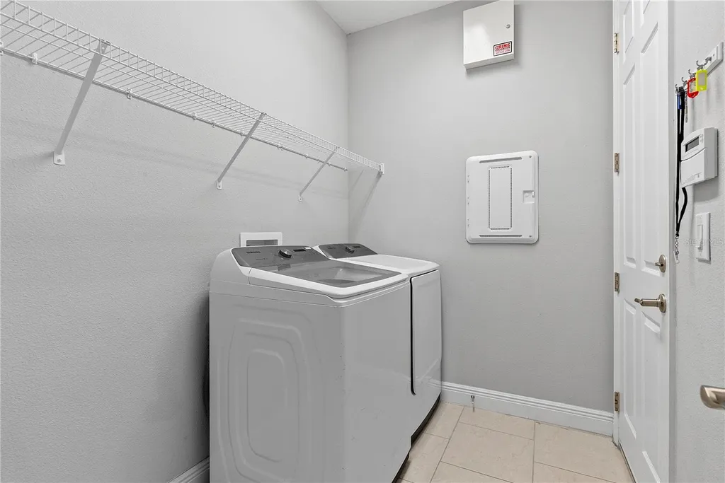 8113 Bridgeport Bay Circle Mount Dora FL 32757