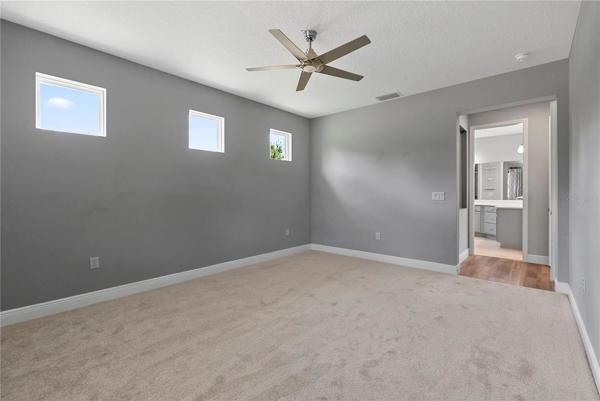 8113 Bridgeport Bay Circle Mount Dora FL 32757
