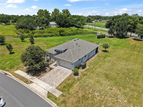 8113 Bridgeport Bay Circle Mount Dora FL 32757