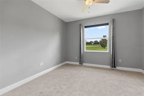 8113 Bridgeport Bay Circle Mount Dora FL 32757