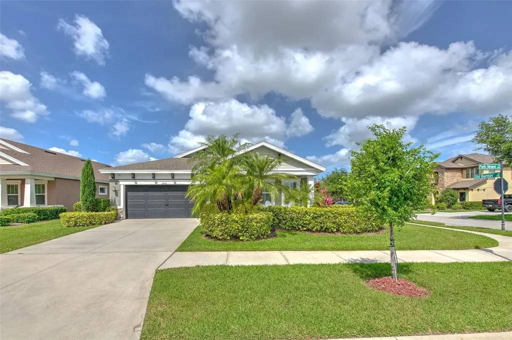 6540 Park Strand Drive Apollo Beach FL 33572