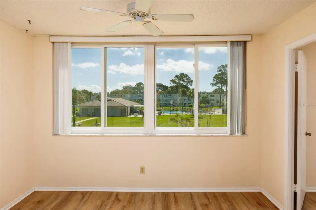 4715 Bay Street NE St Petersburg FL 33703