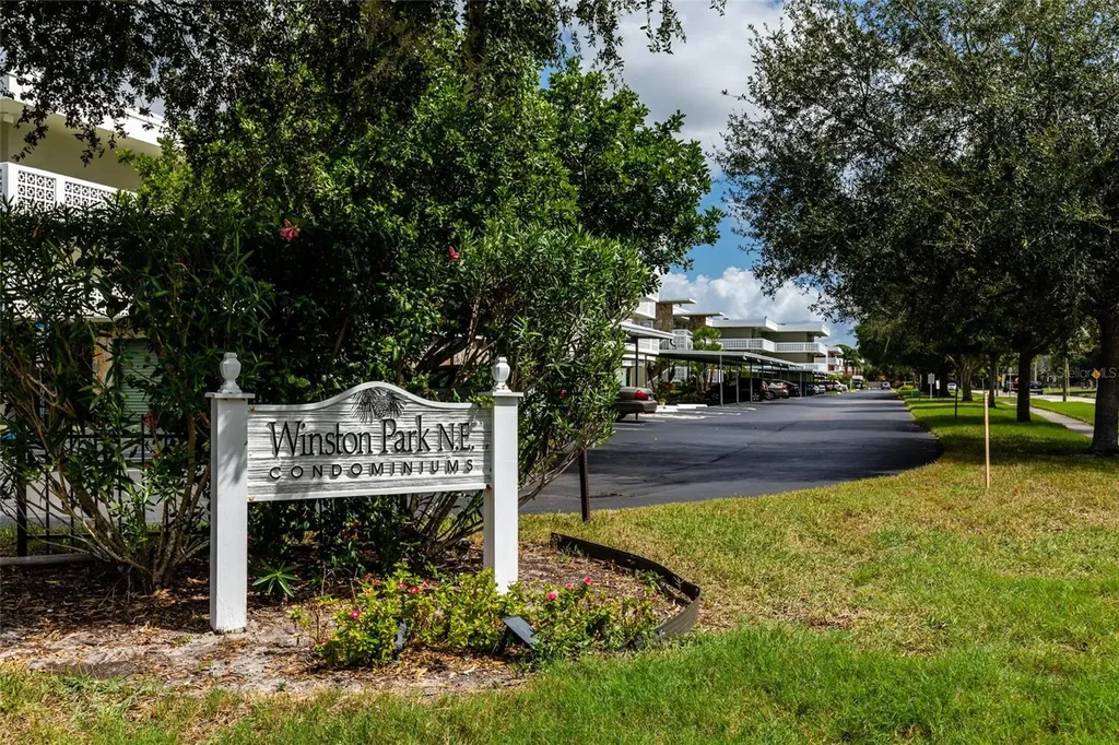 4715 Bay Street NE St Petersburg FL 33703