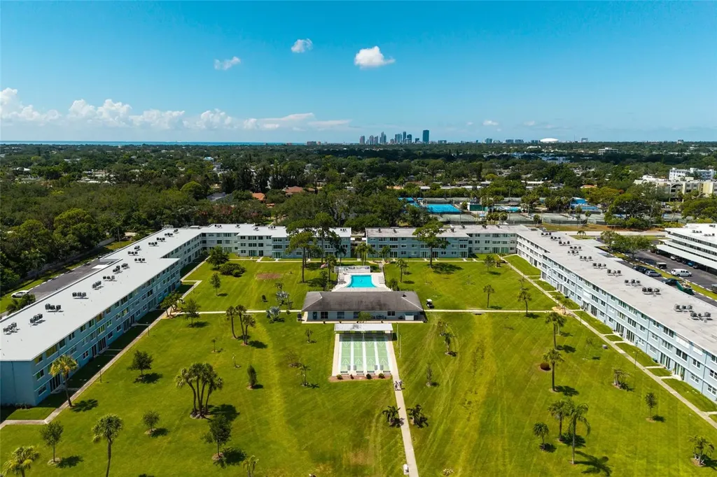 4715 Bay Street NE St Petersburg FL 33703