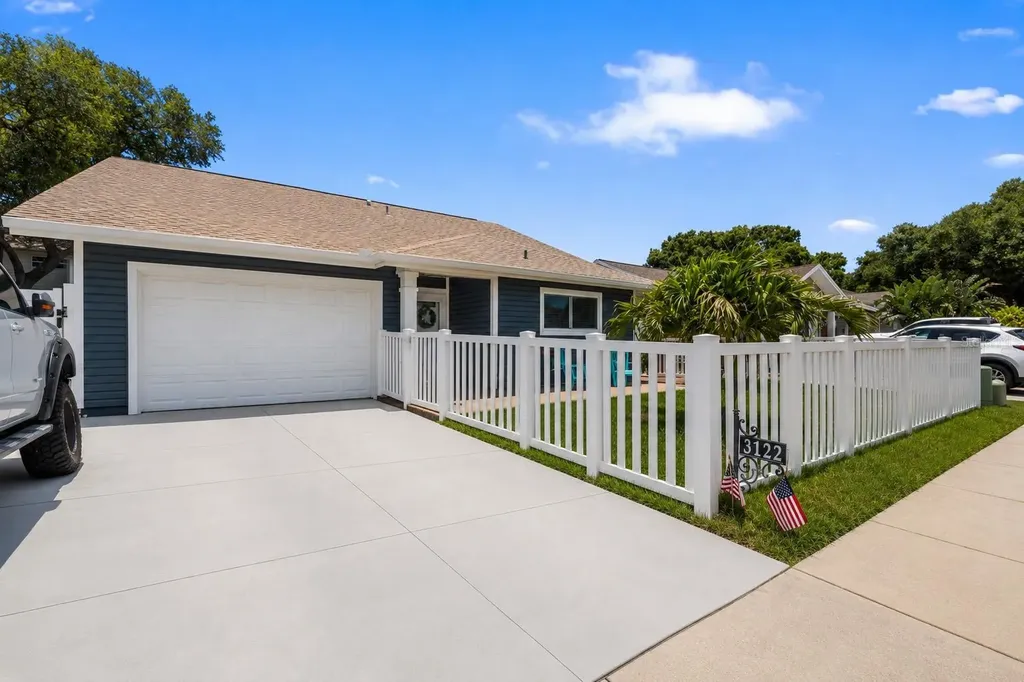 3122 Whispering Drive N Largo FL 33771