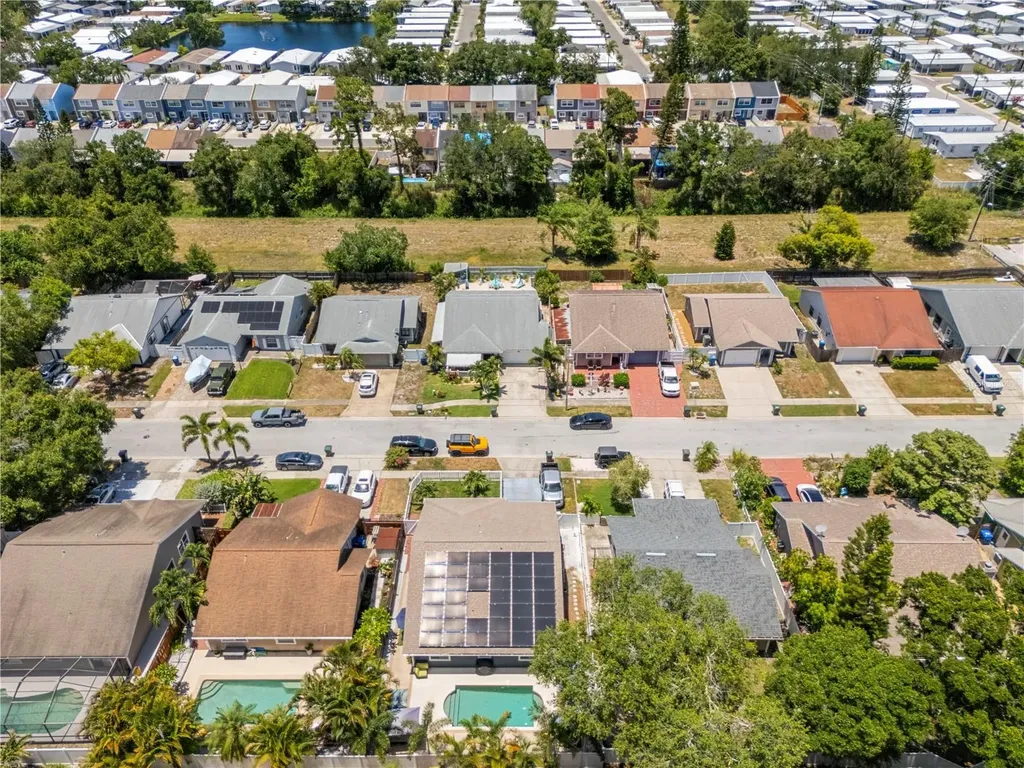 3122 Whispering Drive N Largo FL 33771