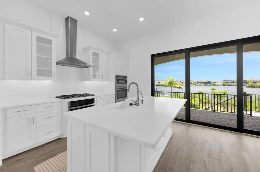 1112 Seagrape Drive Ruskin FL 33570