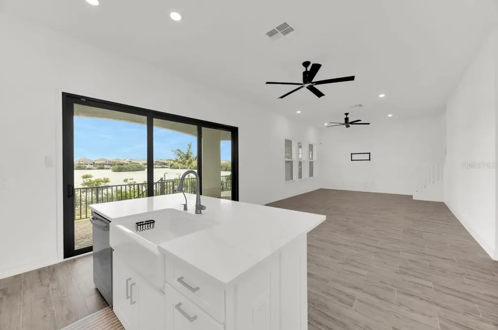 1112 Seagrape Drive Ruskin FL 33570