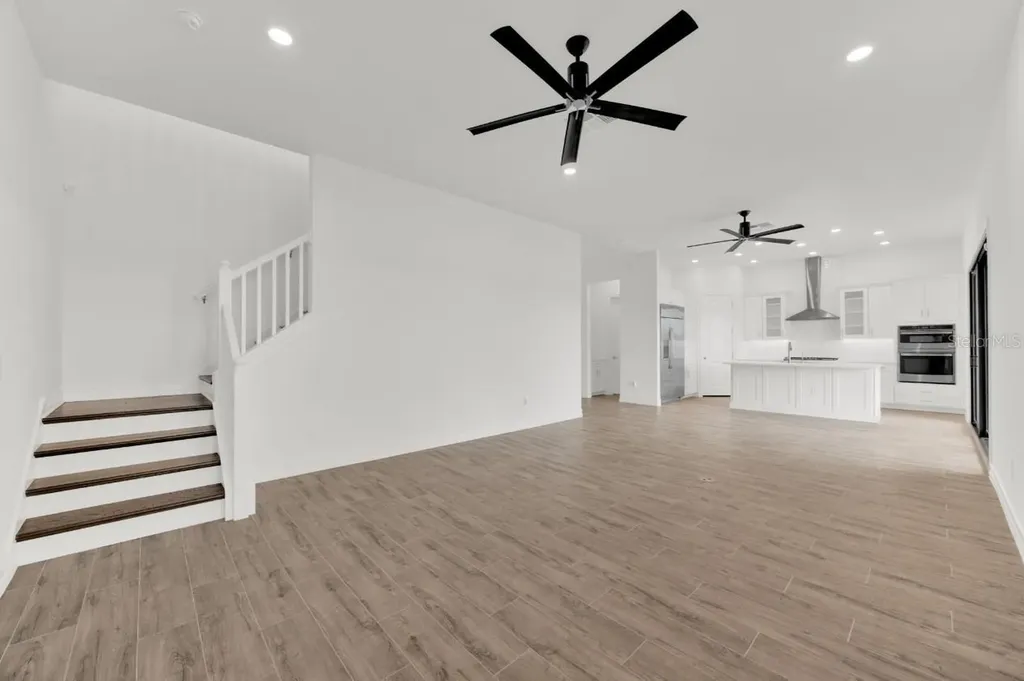 1112 Seagrape Drive Ruskin FL 33570