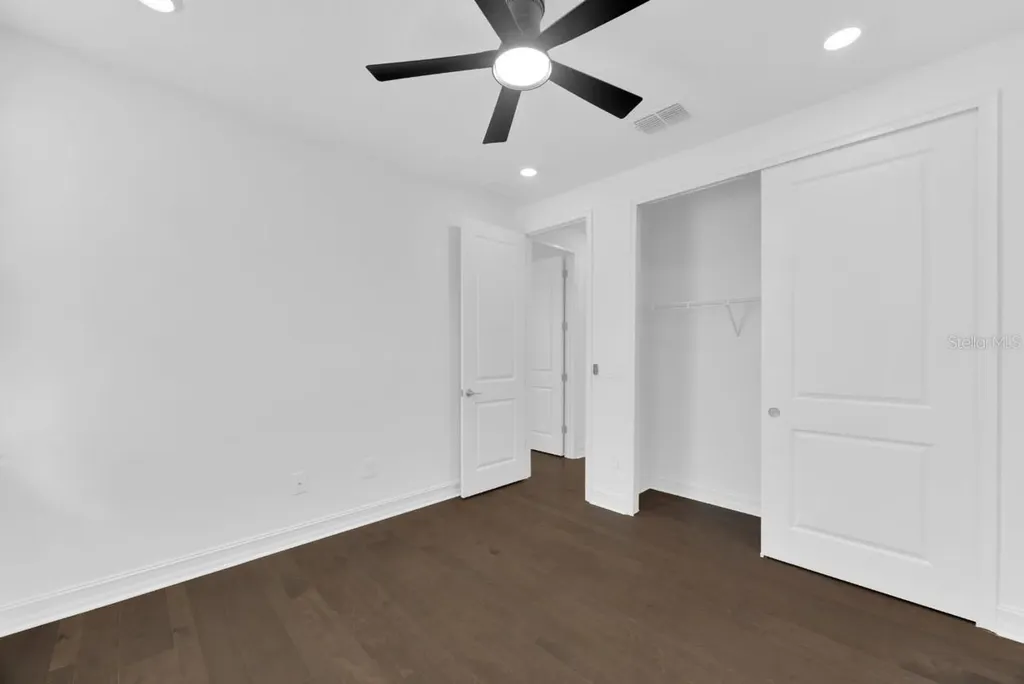 1112 Seagrape Drive Ruskin FL 33570