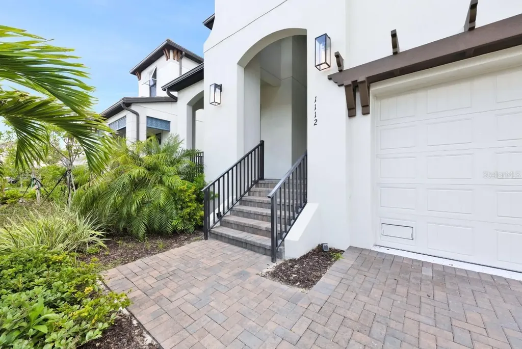 1112 Seagrape Drive Ruskin FL 33570