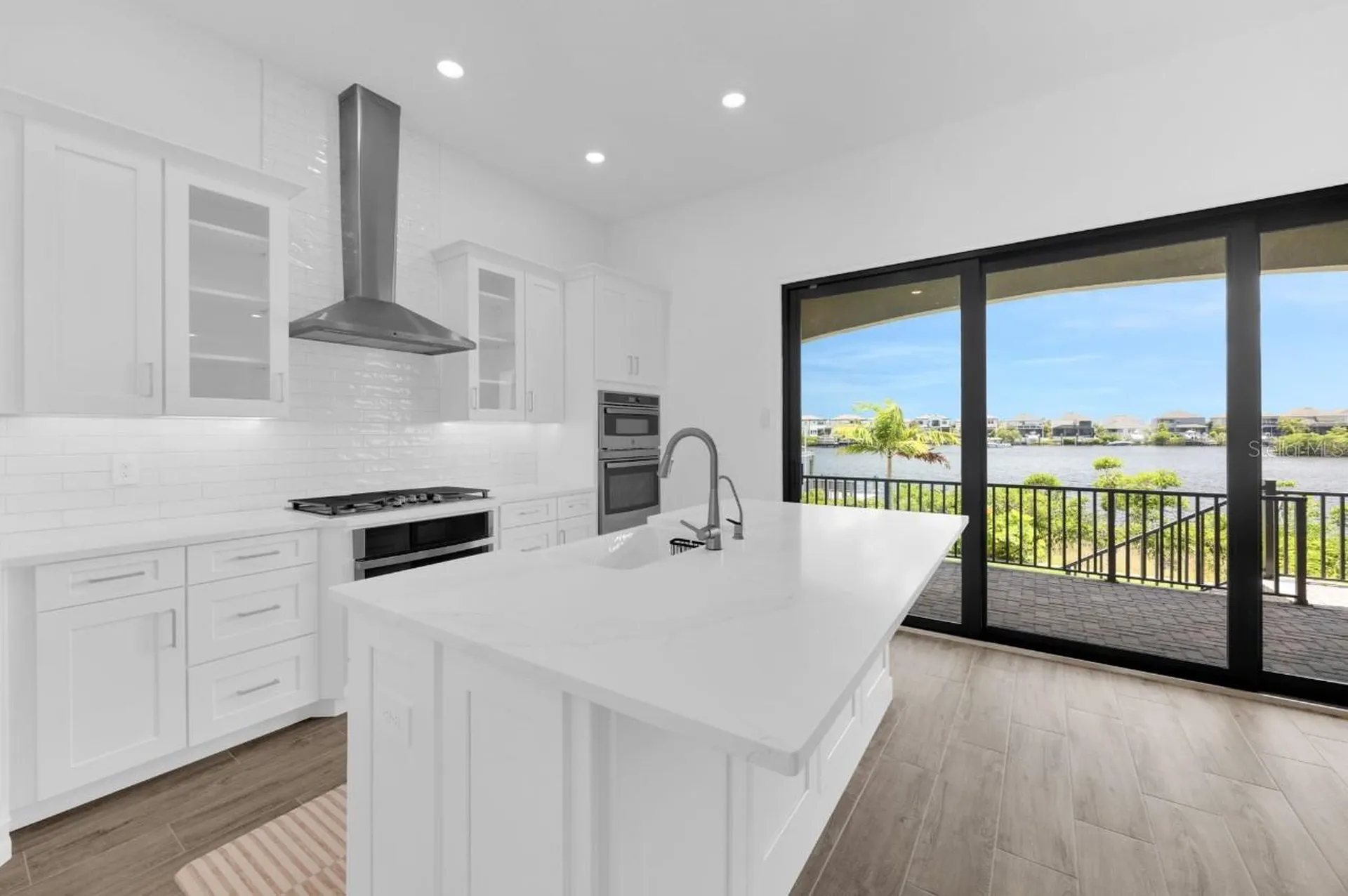 1112 Seagrape Drive Ruskin FL 33570